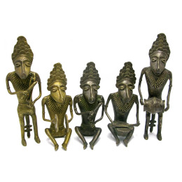 Музыкант бронзовый