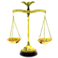 Bronze scales on a wooden stand (22 cm)