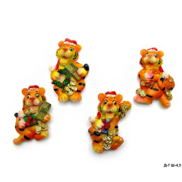 Магнит "Тигр с деньгами "(7х4,5 см)(12шт/уп)