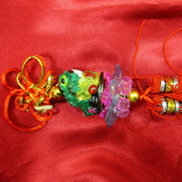 підвіска в асортимі.