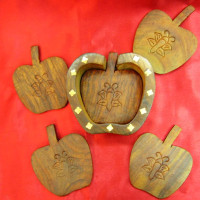 підсклянник троянд.