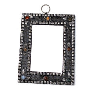 Mirror with stones (8