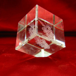 Crystal cube with hologram (5*5)