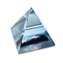 Crystal pyramid "Views of Ukraine"