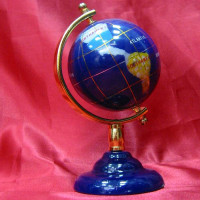 Globe with stones on a leg (60mm)