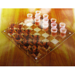 Checkers with glasses (085L) (35x35x6.5 cm)