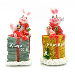 Rabbit on the money (4 pcs / pack) (11x5x4.5 cm)