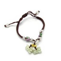 Браслет із нефритом.