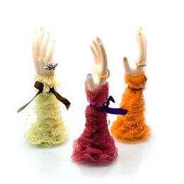 Підставка під біжутерію "Рука" (20х6х5 см)