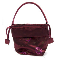 Handbag with embroidery (27x14x19 cm)
