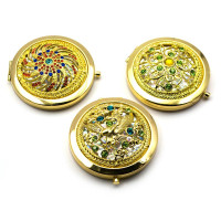 Cosmetic mirror 