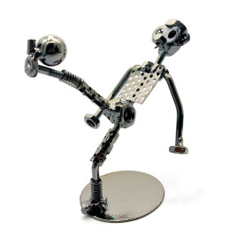 Техно-арт "Футболіст" метал (15х12х10 см)