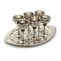 Bronze colored glasses (n-r 6 pcs/50ml.) (h-10,5 cm tray 30x20 cm)