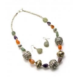 Necklace with stones + earrings (56 cm)