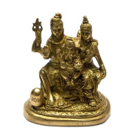 Shiva Parvati and Ganesha (11x10x7 cm)
