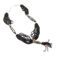 Beads with bone inserts (43 cm)