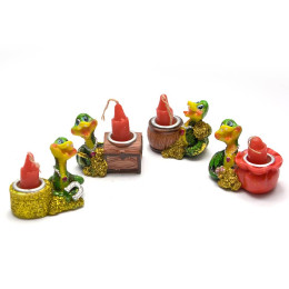 Змея со свечей (4,5х4,5х2,5 см)(8 шт/уп)