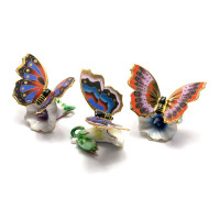 Бабочка на цветке фарфор (8,5х5х6см)