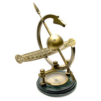 Sundial with compass (34x36x35 cm)