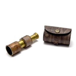Spyglass in a leather case (12x3.5x3.5 cm)