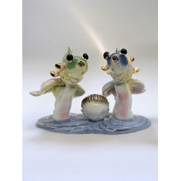 Figurine Goldfish with porcelain shell (10.5x7x5.5 cm)