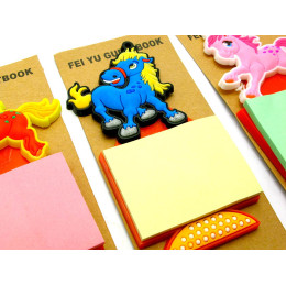 Кінь магніт на холодильник зі стікером  (10,5 х6х1 см)