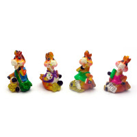 Horse (8 pcs / pack) (6.5x4.5x3.5 cm)