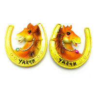 Horse with a horseshoe fridge magnet (16 pcs/pack) (6x6.5x2 cm)