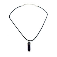 Намисто з кулоном з каменю