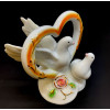 Figurine Pigeon with heart porcelain (11x11x7 cm)A