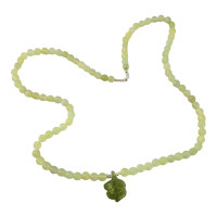 Jade necklace with pendant "Turtle" (22.5 cm)