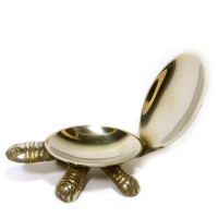 Bronze ashtray 