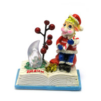 Козочка на книге с подсветкой (8,5х8,5х4,5 см)