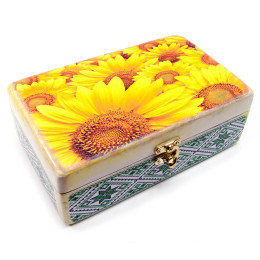 Casket "Sunflowers" tree with legs, solid wood (20.5×12.5×9 cm.)