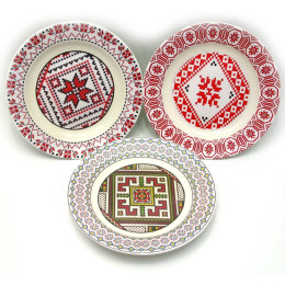 Тарілка орнамент Будянський фаянс (d-240 мм)(24 шт/ящ)(є підставки, на замовлення)