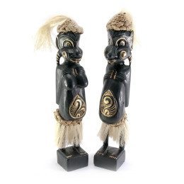 Papuan couple carved wood black (34x6x5 cm)