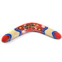 Painted boomerang red (31.5x10x1 cm)