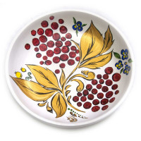 Тарелка белая, расписано вручную (d - 20см.,h - 3см)