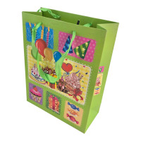 Green cardboard gift bag with "Happy Birthday" applique (18x23x8 cm)