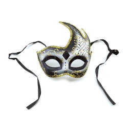 Venetian black mask (21x18x5 cm)
