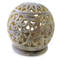 Carved stone candlestick (d-8cm)