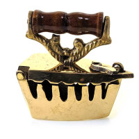 Incense stand "Iron" bronze (6.4x 6.9x 3.5 cm)