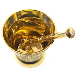 Bronze mortar with pestle (d-10 h-9,5 cm, pestle 15 cm)