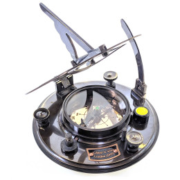 Часы солнечные бронзовые в футляре (часы 14х12х12 см ,футляр 15х15х8 см)