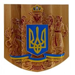 Панно"Герб Украины" массив дерева, резное ,(28х29х1,5 см) покрыто патиной,эмалями и лаком.