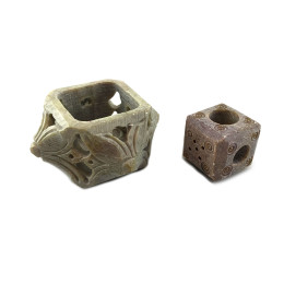 Candlestick-stand for incense made of soapstone, figured (7.8x7.8x4.0 cm)