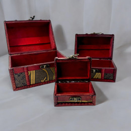 Set of 3 chests (12.9x17.7x13.2 cm 8.8x13.9x9.3 cm 6.4x9.9x6.8 cm)