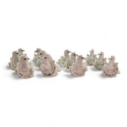 Коні з підковами (набір фарфорових міні-статуеток, 12 шт)