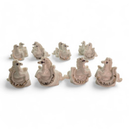 Коні з підковами (набір фарфорових міні-статуеток, 12 шт)