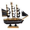Модель вітрильника на підставці "Піратський корабель" (13.5×13.3×3.2 см)